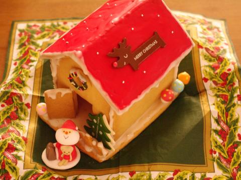 ヘクセンハウス（赤い屋根）☆クリスマスのお菓子の家